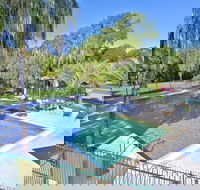 Sandcastles 1770 Motel  Resort - Internet Find