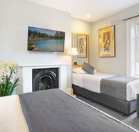 Bayswater Boutique Lodge - Internet Find