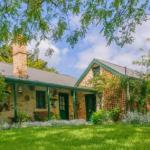Laurel Cottage
