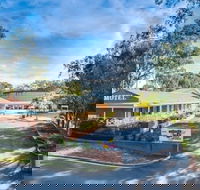 Commercial Golf Resort - Internet Find