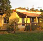 Dees Villa Bed  Breakfast - Internet Find
