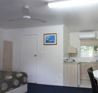 Mango Tree Motel - Internet Find