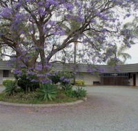 Aromet Motor Inn - Internet Find