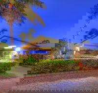 Heritage Lodge Motel - Internet Find