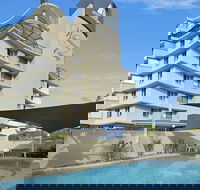 Windward Passage Holiday Apartments - Internet Find