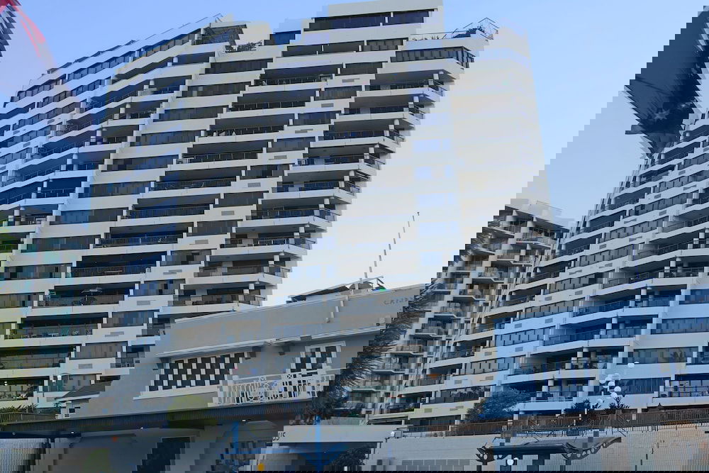 Hotels Cairns QLD Internet Find