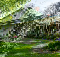 Heytesbury House - Internet Find