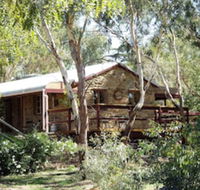 1860 Wine Country Cottages - Internet Find
