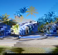 Tropical Beach Caravan Park - Internet Find
