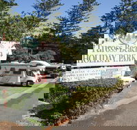 Tuross Beach Cabins  Campsites - Internet Find