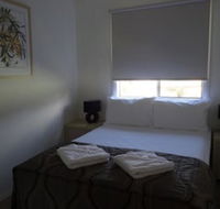 Caseys Beach Holiday Park - Internet Find