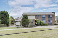 Sandpiper Holiday Apartments