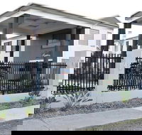 Western Downs Motor Inn - Internet Find