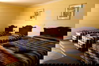 Isis Motel Scone