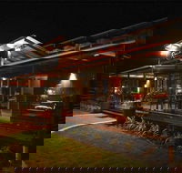 The Rocks Motel - Internet Find