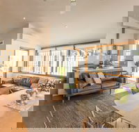Boutique Stays Elwood Beaches 3 - Internet Find