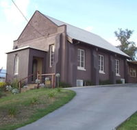 Church House B  B Gundagai - Internet Find