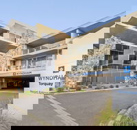 Wyndham Resort Torquay - Internet Find
