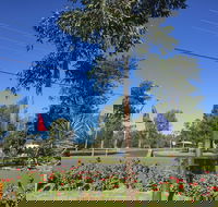 Silver Oaks Motel - Internet Find