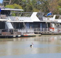 Murray Bridge Caravan Park - Internet Find