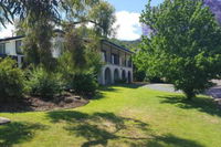 Tamworth Exclusive B  B