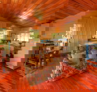 Island View Spa Cottage - Internet Find