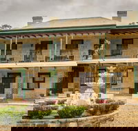 Segenhoe Inn Historic Bed  Breakfast - Internet Find