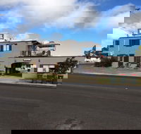 Warwick Vines Motel - Internet Find