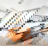 BOUTIQUE STAYS - Vox Vibe - Internet Find