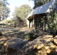 Down to Earth Farm Retreat - Internet Find