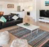 Wirraway Luxury Chalet - Internet Find
