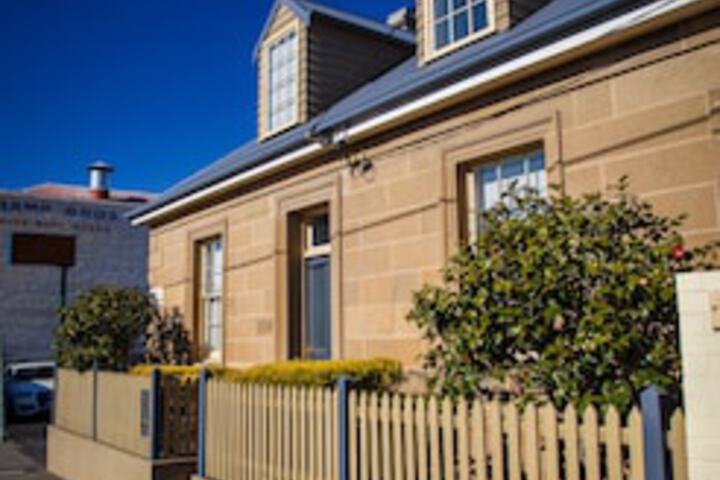 Hobart And Surrounds TAS Internet Find