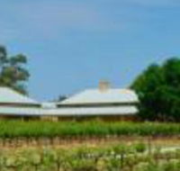 Scobie Lane Retreat - Internet Find