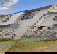 Le Chateau - Centrally located - Internet Find