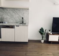 Level 8 Marvelous Apartment with pool access - Internet Find