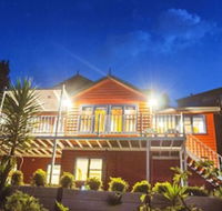 Artee House - A Bright Escape - Internet Find
