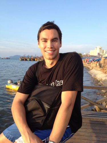 Orthodontist Invisible Lingual Braces - Internet Find 1