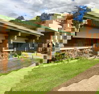 River Motel - Internet Find