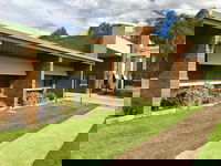 River Motel