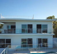 Panoramic Paradise on Shute - Internet Find