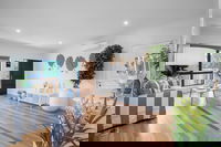 AUJOY 3 Bed Townhouse Burwood 1