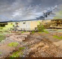 Victoria Accommodation Village - Internet Find