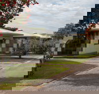 Pine Country Caravan Park - Internet Find