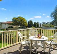 22 Broadbeach Drive - Internet Find