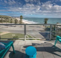 King of North Bay 103 Gold Coast Drive - Internet Find