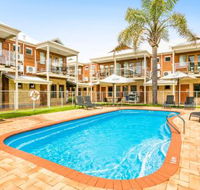Royal Palms Resort - Internet Find