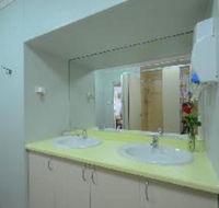 Travellers Rest Guesthouse - Internet Find
