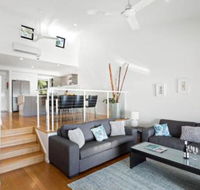 Shorelines 23 on Hamilton Island - Internet Find