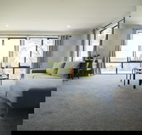 Amazing Sea Views Luxury Guest House - Internet Find
