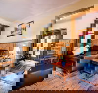 Avalon House - Internet Find